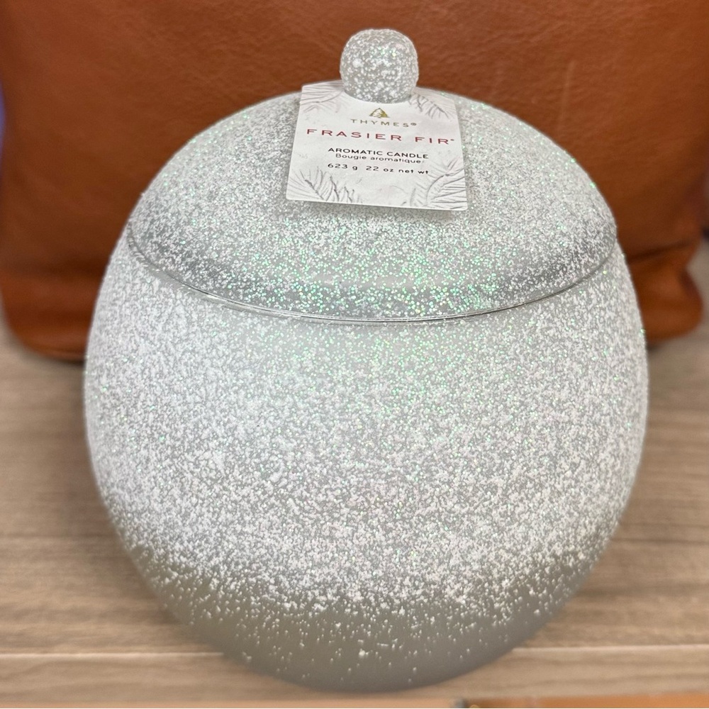 Frasier Fir Flocked Novelty Statement Candle NWT 🌲❄️